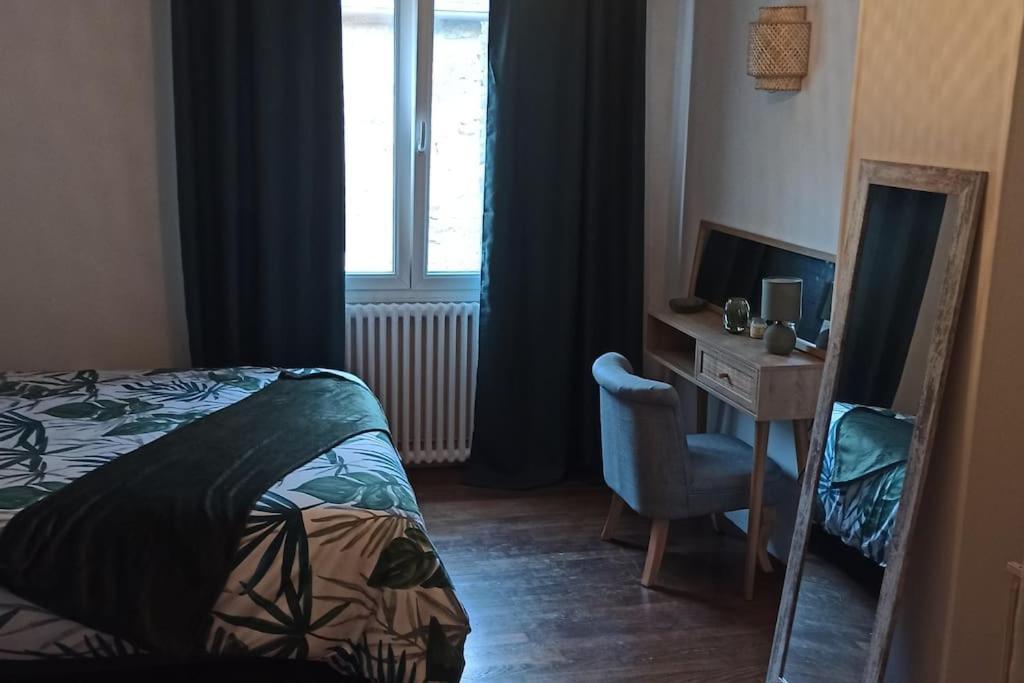 Petite Maison De Bourg Proche A84 Ducey-Les Cheris Kültér fotó